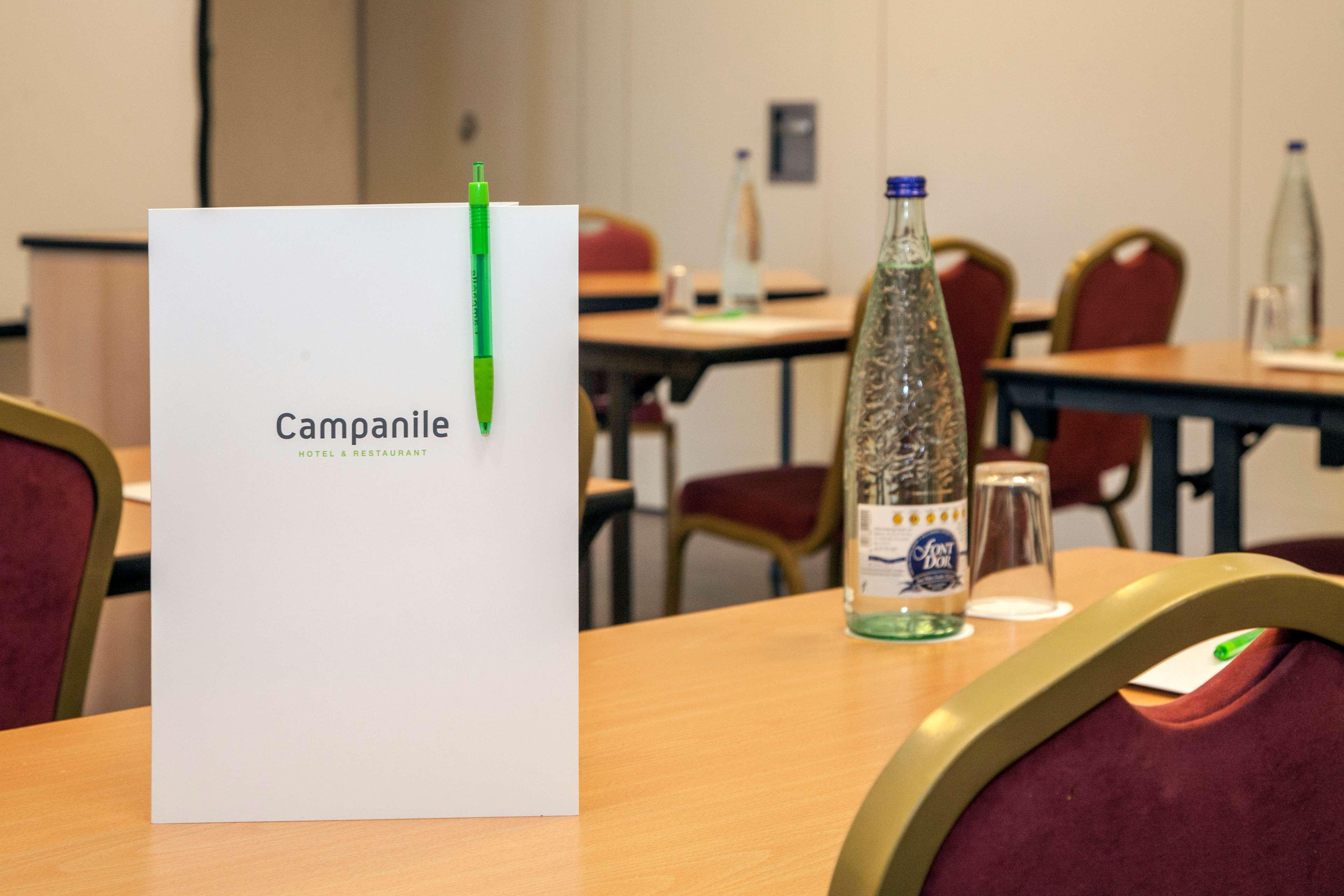 Travelodge Bcn Cornella Fira Cornellà de Llobregat Екстериор снимка